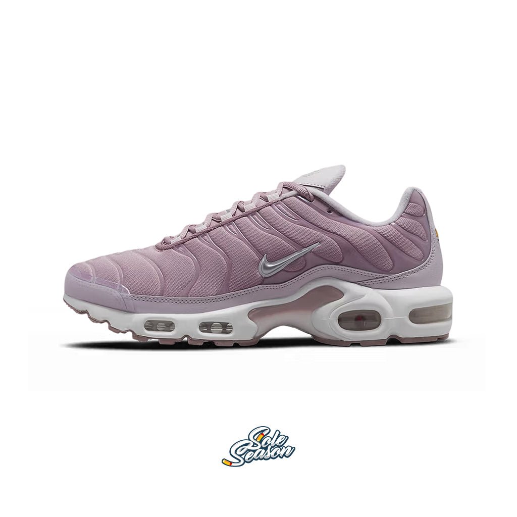 pink nike tn air max plus