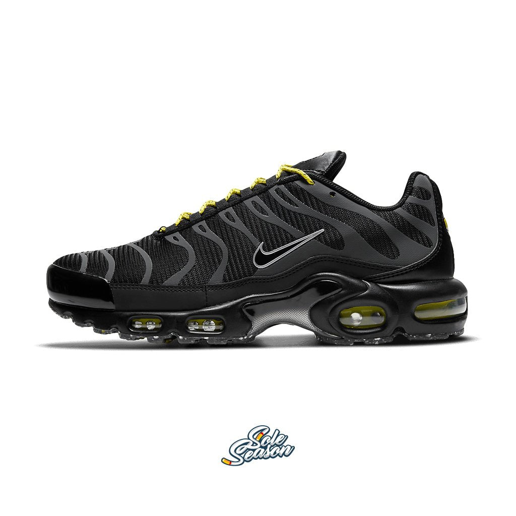 yellow and black nike tns