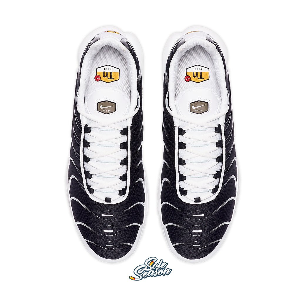 black and white killer whale air max plus tn