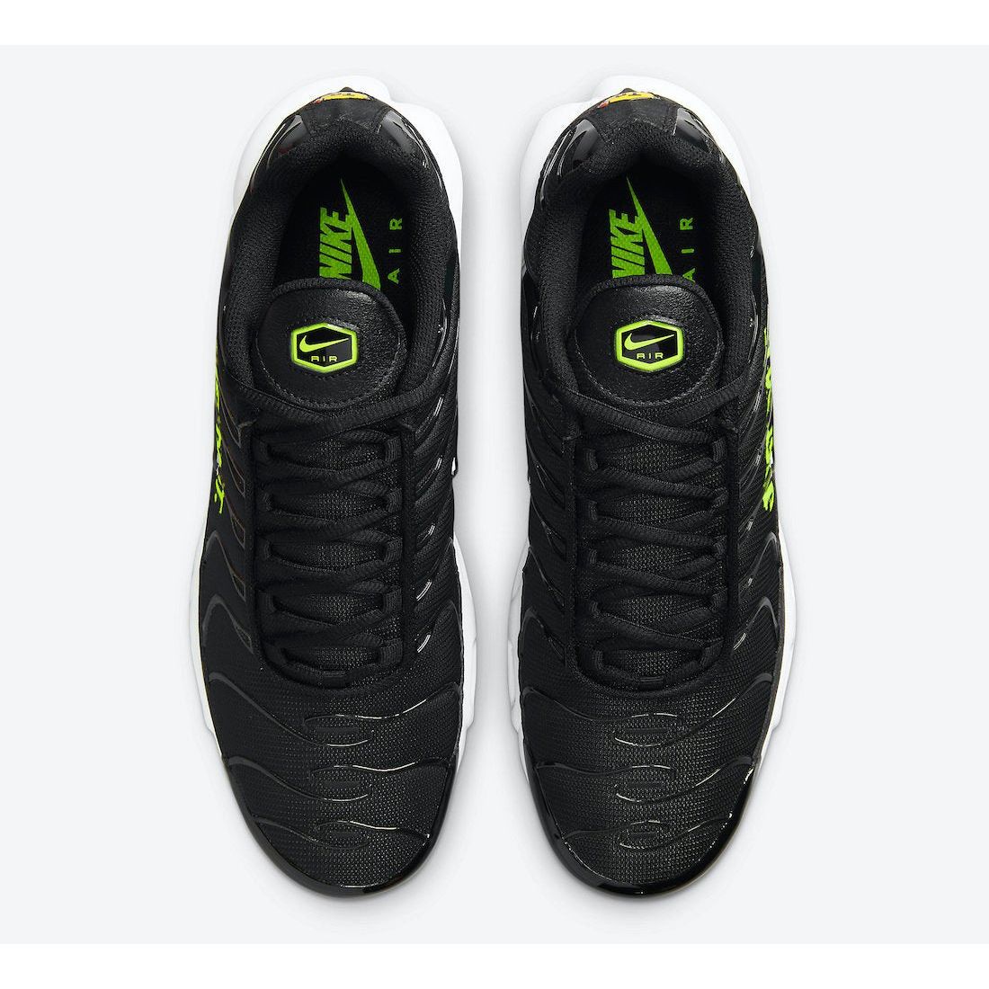 black and green nike air max plus tn