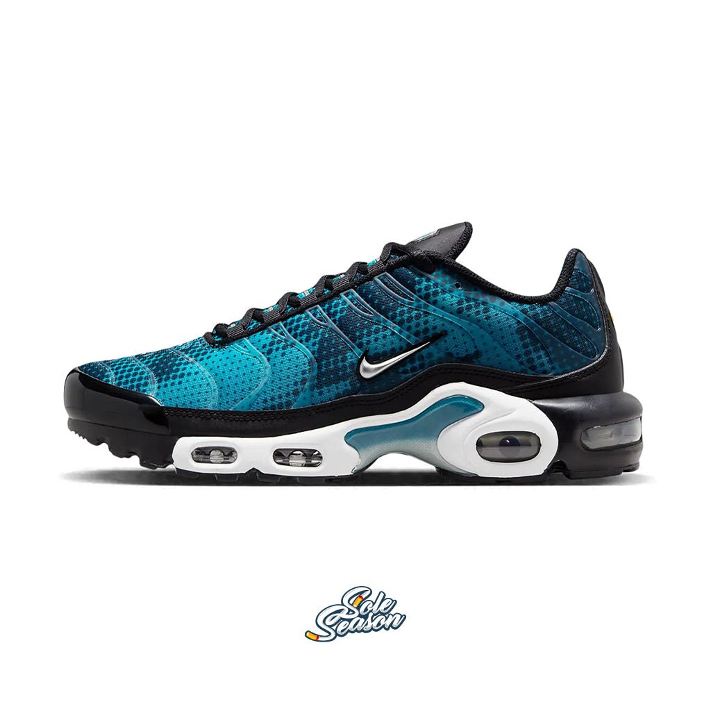 Side profile of Nike Air Max Plus Dot Pattern – HV6355-001