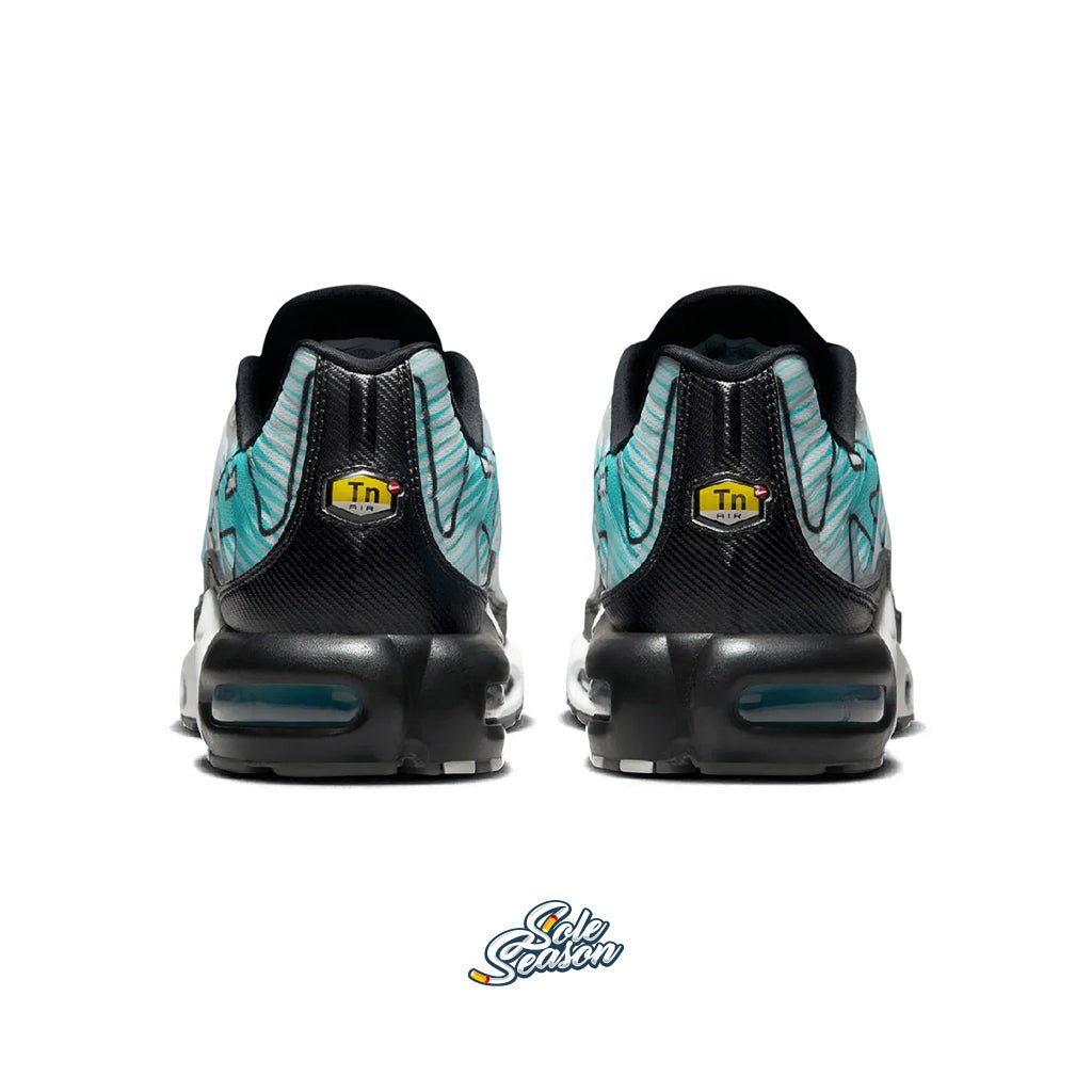 Back view of the Nike TN Mercurial Vapour showing dual “Tn Air” logos on the black heel tabs and teal Air bubbles.