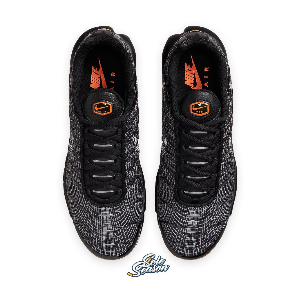 All black outlet nike tn mens