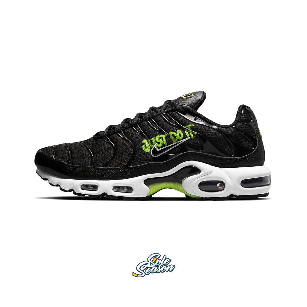 Nike tns hotsell black green