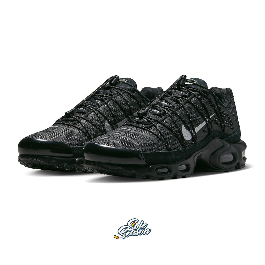 Black nike tn